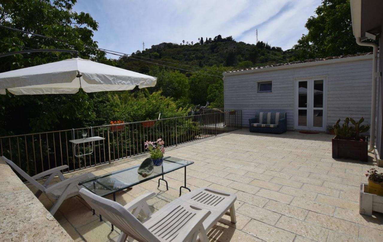 הוילה רגוזה Casa Vacanze Irmino Garden מראה חיצוני תמונה